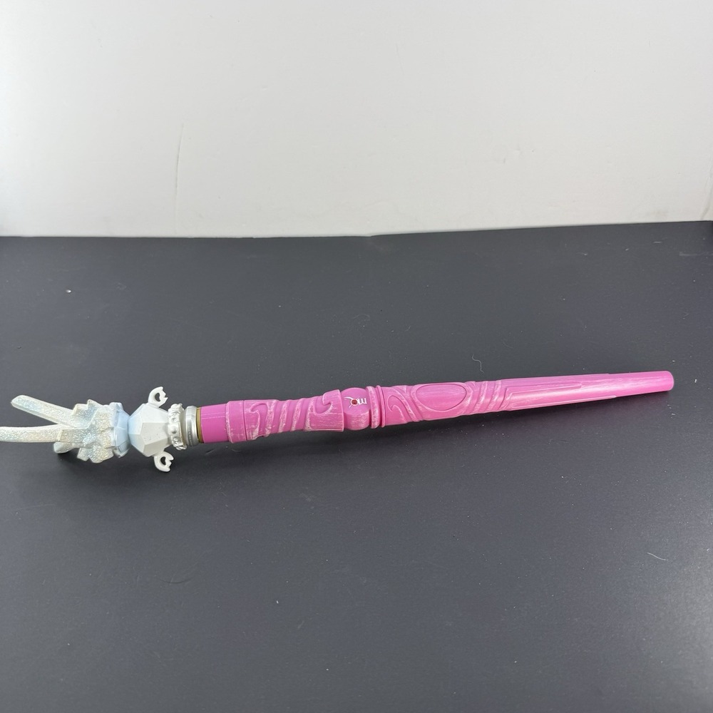Magiquest Great Wolf Lodge Wand Pink Magic 14" With Topper Icicle